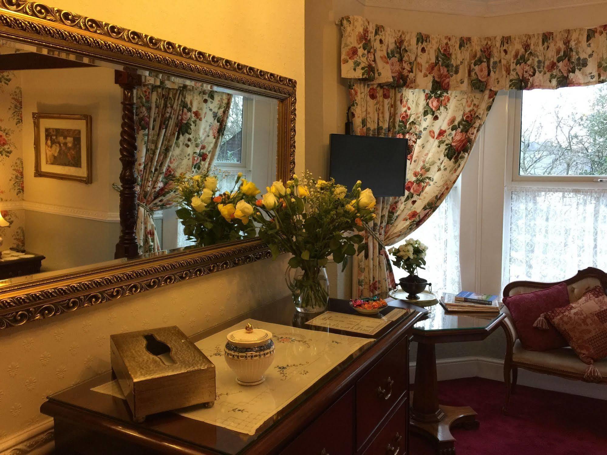 Nottingham Lodge Екстериор снимка